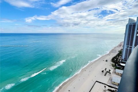 Condo in Sunny Isles Beach, Florida, 3 bedrooms № 2088497 - photo 24