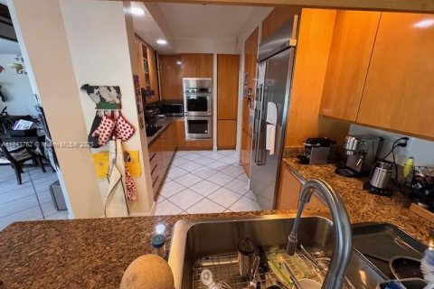 Condo in Aventura, Florida, 3 bedrooms  № 1839542 - photo 6
