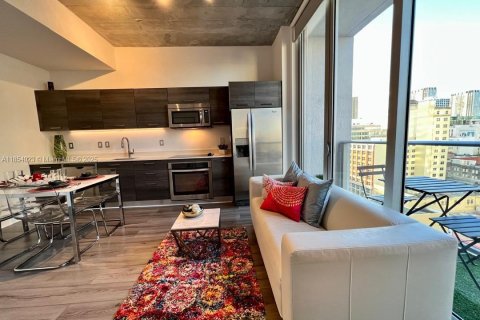 Condominio en alquiler en Miami, Florida, 1 dormitorio, 39.95 m2 № 1871983 - foto 12