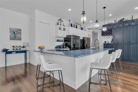 Casa en venta en New Smyrna Beach, Florida, 9 dormitorios, 436.64 m2 № 1518374 - foto 6