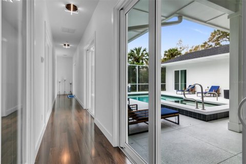 Casa en venta en New Smyrna Beach, Florida, 9 dormitorios, 436.64 m2 № 1518374 - foto 14