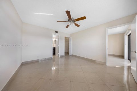 Condominio en venta en Sunrise, Florida, 2 dormitorios, 85.01 m2 № 1956199 - foto 16
