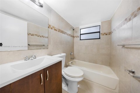 Condominio en venta en Sunrise, Florida, 2 dormitorios, 85.01 m2 № 1956199 - foto 22