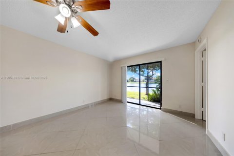 Condominio en venta en Sunrise, Florida, 2 dormitorios, 85.01 m2 № 1956199 - foto 5