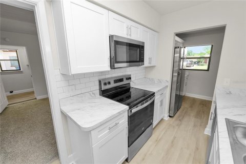 Casa en venta en Lakeland, Florida, 4 dormitorios, 122.82 m2 № 1826931 - foto 6