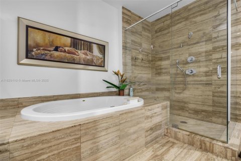 Снять в аренду кондоминиум в Санни-Айлс-Бич, Флорида 2 спальни, 182.27м2, № 1777840 - фото 16