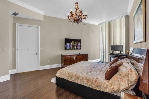 Снять в аренду кондоминиум в Санни-Айлс-Бич, Флорида 2 спальни, 182.27м2, № 1777840 - фото 15