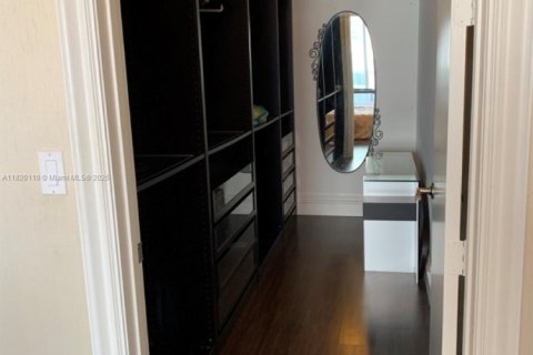 Condominio en alquiler en Sunny Isles Beach, Florida, 2 dormitorios, 182.27 m2 № 1777840 - foto 9