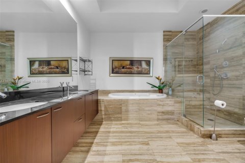 Снять в аренду кондоминиум в Санни-Айлс-Бич, Флорида 2 спальни, 182.27м2, № 1777840 - фото 19