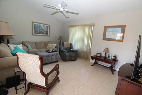House in Port Charlotte, Florida 2 bedrooms, 102.84 sq.m. № 1916665 - photo 7