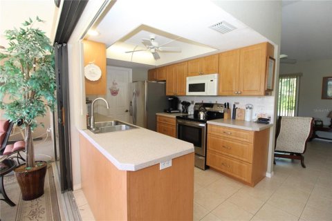 House in Port Charlotte, Florida 2 bedrooms, 102.84 sq.m. № 1916665 - photo 14
