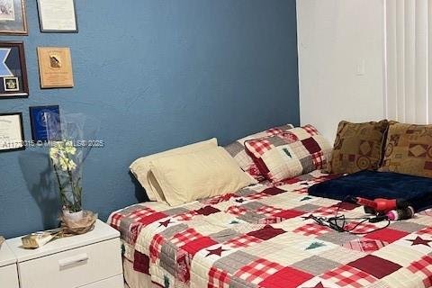 Commercial property in Miami, Florida № 1859899 - photo 16