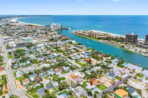 Купить виллу или дом в Сент-Пит-Бич, Флорида 5 комнат, 130.71м2, № 2388747 - фото 28