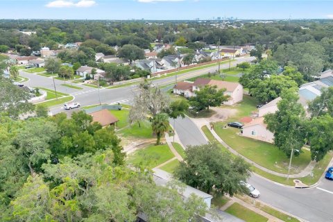 Townhouse in Orlando, Florida 2 bedrooms, 122.26 sq.m. № 2374147 - photo 24