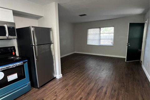 Appartement à louer à Largo, Floride: 2 chambres, 69.68 m2 № 2384017 - photo 3