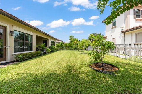 House in Parkland, Florida 4 bedrooms, 265.89 sq.m. № 1981816 - photo 20