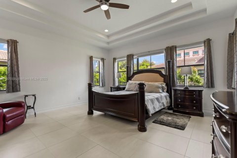 House in Parkland, Florida 4 bedrooms, 265.89 sq.m. № 1981816 - photo 13
