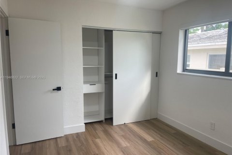 Снять в аренду виллу или дом в Холливуд, Флорида 3 спальни, 115.29м2, № 2005302 - фото 22