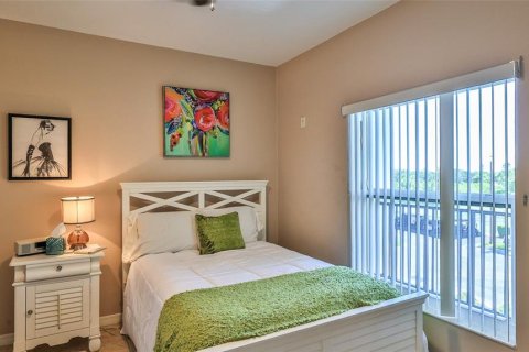 Condominio en alquiler en New Smyrna Beach, Florida, 2 dormitorios, 104.61 m2 № 1301243 - foto 3