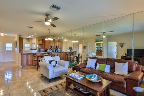 Condominio en alquiler en New Smyrna Beach, Florida, 2 dormitorios, 104.61 m2 № 1301243 - foto 17