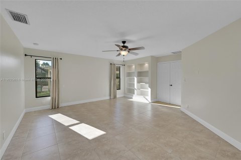 Снять в аренду виллу или дом в Корал-Спрингс, Флорида 5 спален, 263.29м2, № 1977087 - фото 20