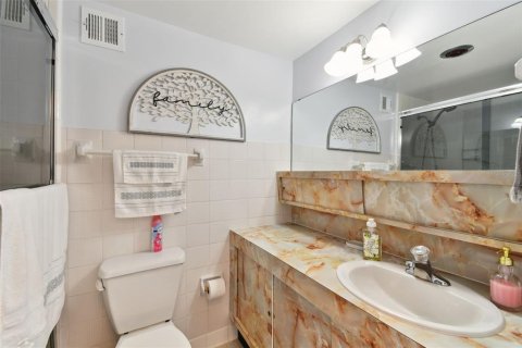 Copropriété à vendre à Clearwater, Floride: 2 chambres, 120.31 m2 № 1628334 - photo 21