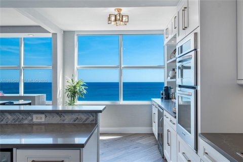 Condo in Fort Lauderdale, Florida, 3 bedrooms  № 2081207 - photo 13