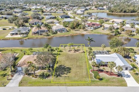 Terreno en venta en Punta Gorda, Florida № 1536770 - foto 4
