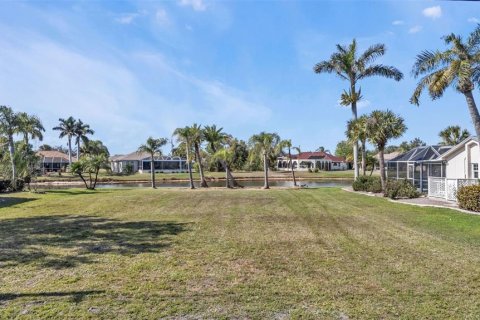 Terreno en venta en Punta Gorda, Florida № 1536770 - foto 1