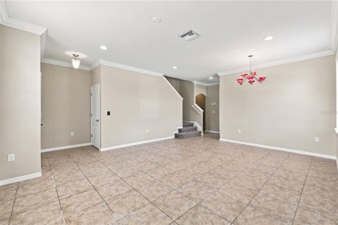Casa en venta en Spring Hill, Florida, 4 dormitorios, 264.21 m2 № 2157899 - foto 7
