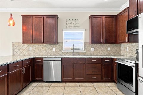 Casa en venta en Spring Hill, Florida, 4 dormitorios, 264.21 m2 № 2157899 - foto 10
