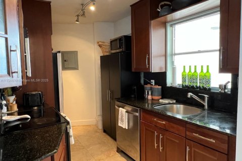 Condominio en venta en Miami Beach, Florida, 2 dormitorios, 87.33 m2 № 1875187 - foto 24