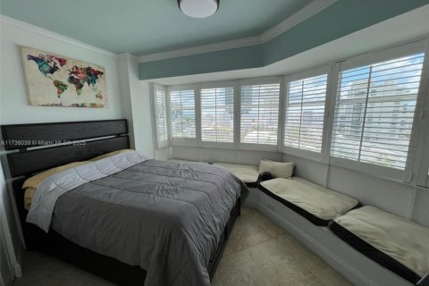 Condominio en venta en Miami Beach, Florida, 2 dormitorios, 87.33 m2 № 1875187 - foto 15