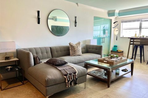 Condominio en venta en Miami Beach, Florida, 2 dormitorios, 87.33 m2 № 1875187 - foto 12