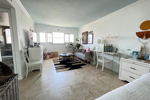 Condominio en venta en Miami Beach, Florida, 2 dormitorios, 87.33 m2 № 1875187 - foto 25