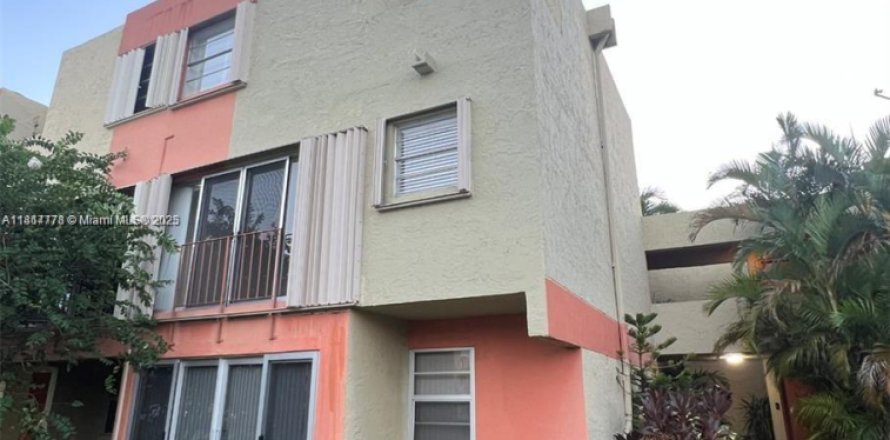 Condo à Miami, Floride, 2 chambres № 1774423