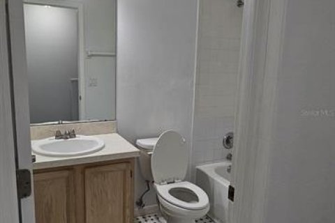 Adosado en alquiler en Brandon, Florida, 2 dormitorios, 107.67 m2 № 1723423 - foto 22