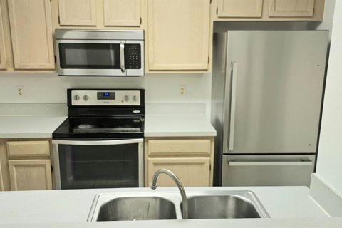 Adosado en alquiler en Brandon, Florida, 2 dormitorios, 107.67 m2 № 1723423 - foto 10