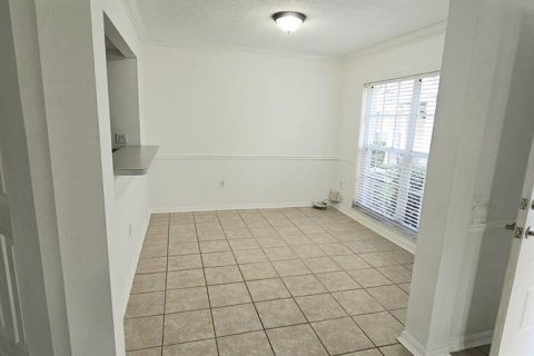 Adosado en alquiler en Brandon, Florida, 2 dormitorios, 107.67 m2 № 1723423 - foto 7