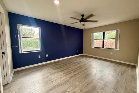 Casa en alquiler en Sunrise, Florida, 2 dormitorios, 88.63 m2 № 2009114 - foto 8