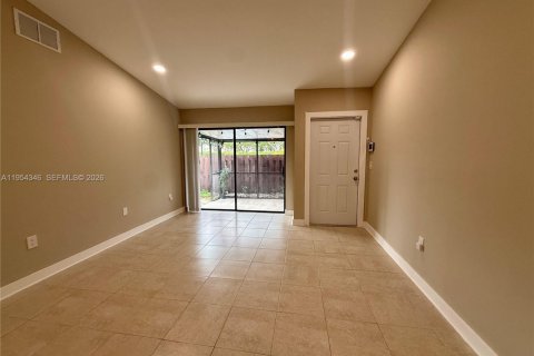 Casa en alquiler en Sunrise, Florida, 2 dormitorios, 88.63 m2 № 2009114 - foto 5