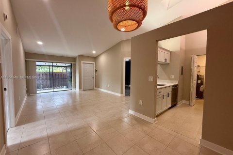 Casa en Sunrise, Florida 2 dormitorios, 88.63 m2 № 2009114