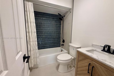 Casa en alquiler en Sunrise, Florida, 2 dormitorios, 88.63 m2 № 2009114 - foto 7