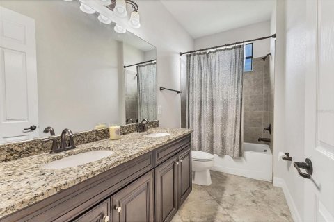 Villa ou maison à vendre à Bradenton, Floride: 6 chambres, 356 m2 № 1844418 - photo 25