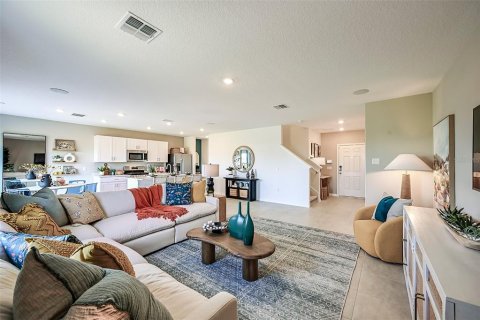 Casa en venta en Groveland, Florida, 3 dormitorios, 172.15 m2 № 2334108 - foto 9