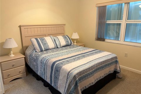 Copropriété à vendre à Punta Gorda, Floride: 2 chambres, 82.13 m2 № 2387677 - photo 8