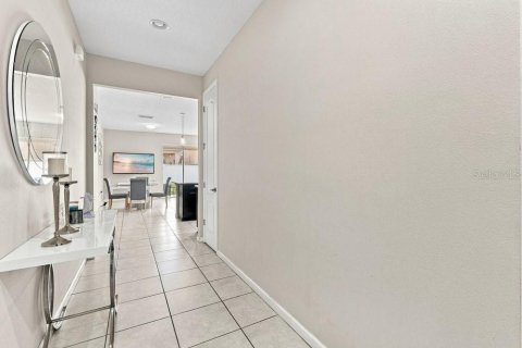 House in Haines City, Florida 3 bedrooms, 139.35 sq.m. № 2388082 - photo 3
