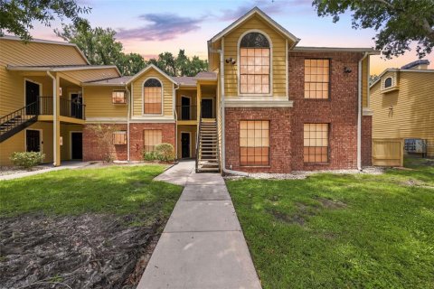 Condominio en Tampa, Florida, 1 dormitorio  № 2303162
