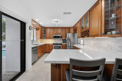 Villa ou maison à vendre à Deerfield Beach, Floride: 3 chambres, 190.26 m2 № 2185910 - photo 16