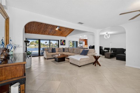 Villa ou maison à vendre à Deerfield Beach, Floride: 3 chambres, 190.26 m2 № 2185910 - photo 7
